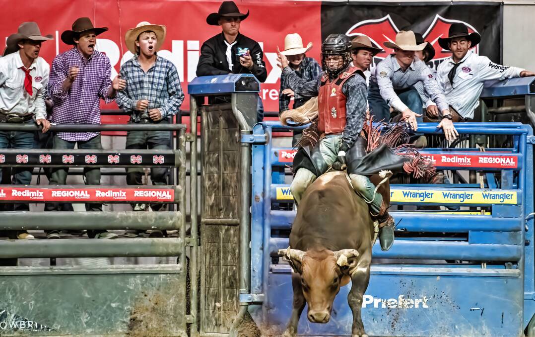 Mount Isa's Donovan Rutherfurd was crowned the 2022 Xtreme Bulls Tour Champion in Tamworth. Picture Bootface Photography.