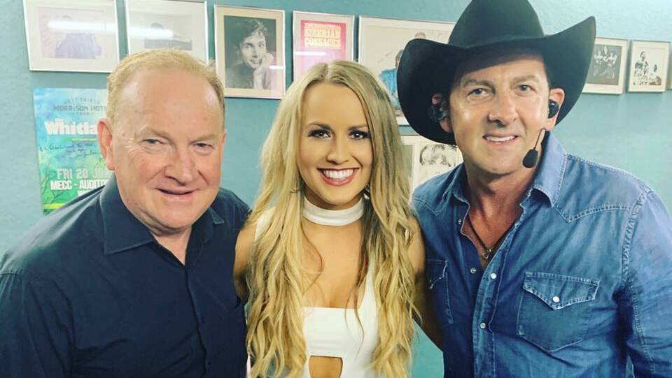 Graeme with fellow country stars Lee Kernaghan and Christie Lamb. Picture: Graeme Connors